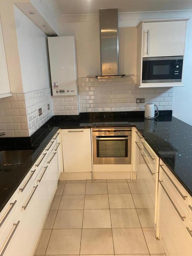 Cozy Two Bedroom Flat In The Heart Of London Londres Exterior foto
